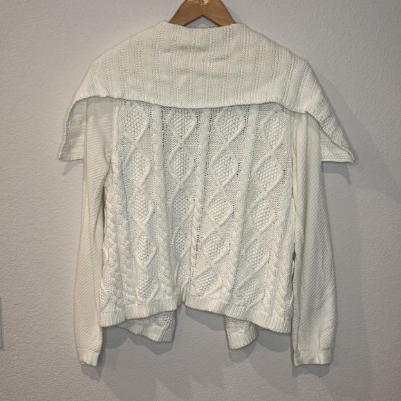 Cabi Cable Knit Long Sleeve Open Front Ivory Sweater Cardigan Style 193 M - Picture 4 of 10